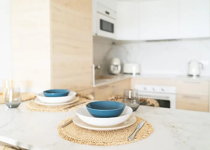 Apartment Beachfront Sea View, 75m Size And Parking *