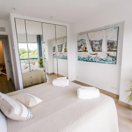 Beachfront Sea View, 75m Size And Parking *