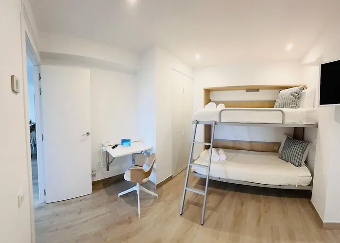 アパート Beachfront Sea View, 75m Size And Parking プラヤ・デアロ